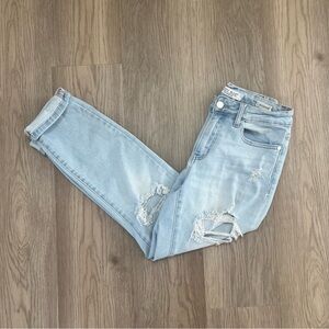 Judy Blue Boyfriend Fit Light Wash Distressed Jeans Size 3/26 Style JB88333 LT